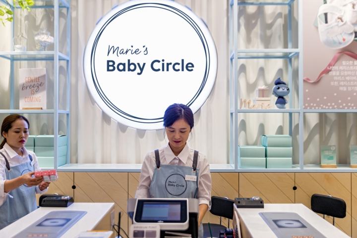 孕嬰店收銀臺效果圖