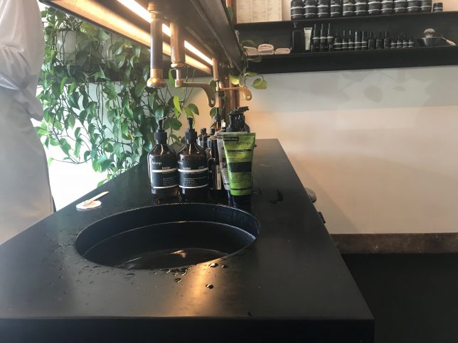 店面裝修零售店布局預留空間