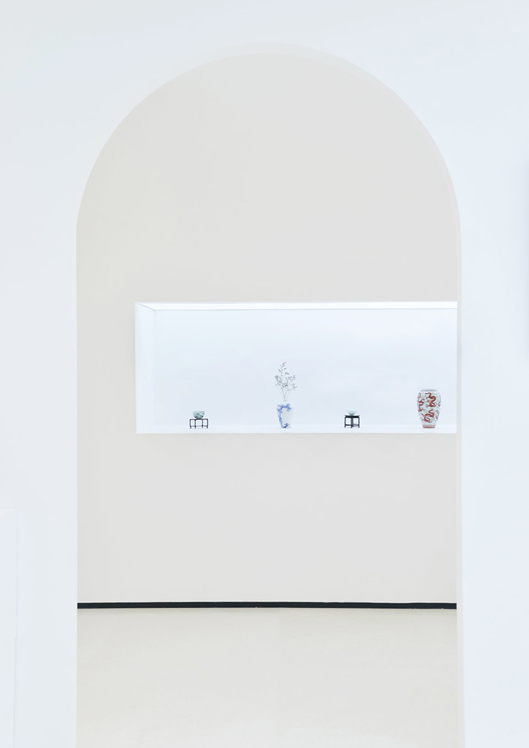 現代藝術(shù)展廳裝修設計效果圖1