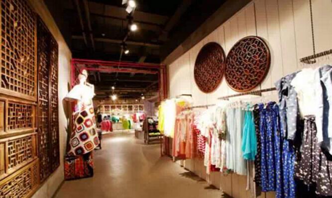 女裝店面裝修中色彩、燈光、音響的應用