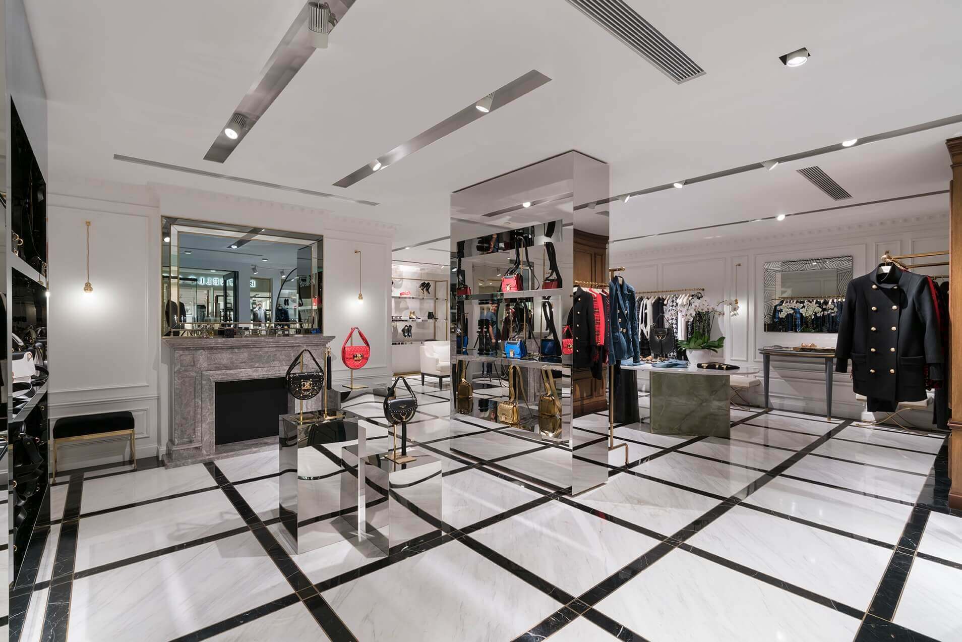 長(cháng)沙服裝店裝修