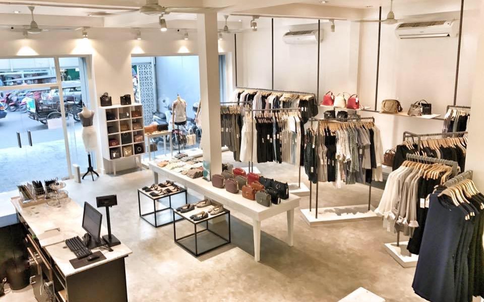 專(zhuān)業(yè)服裝店面裝修設計圖