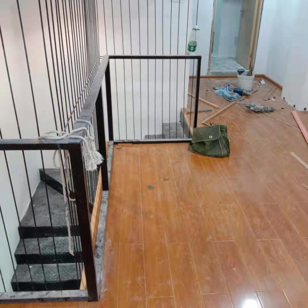 長(cháng)沙米粉店裝修施工現場(chǎng)圖3