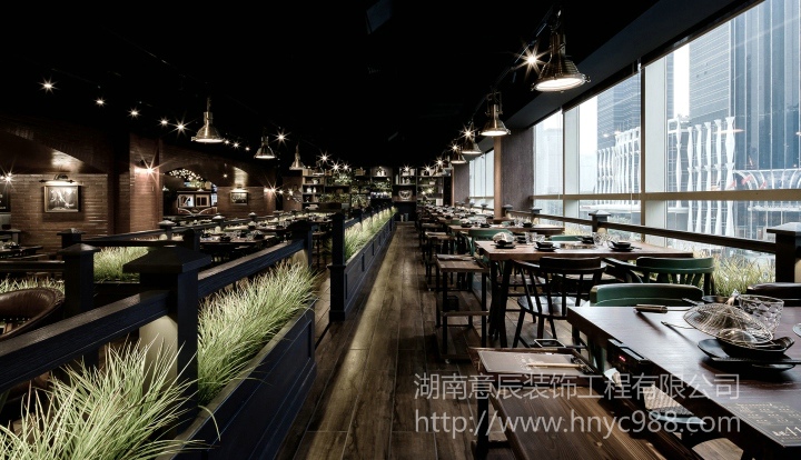 長(cháng)沙火鍋店裝修
