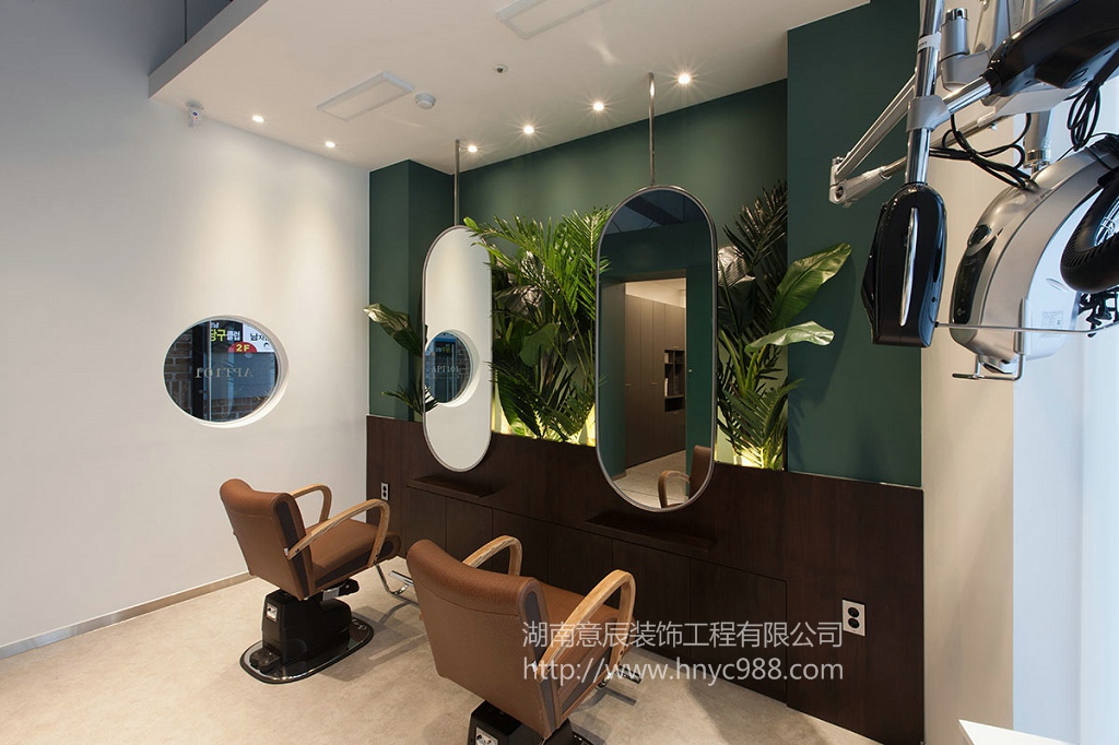 長(cháng)沙理發(fā)店裝修成這樣，讓你怦然心動(dòng)！