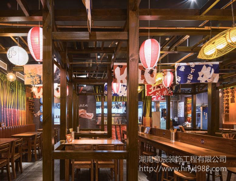 長(cháng)沙燒烤店裝修
