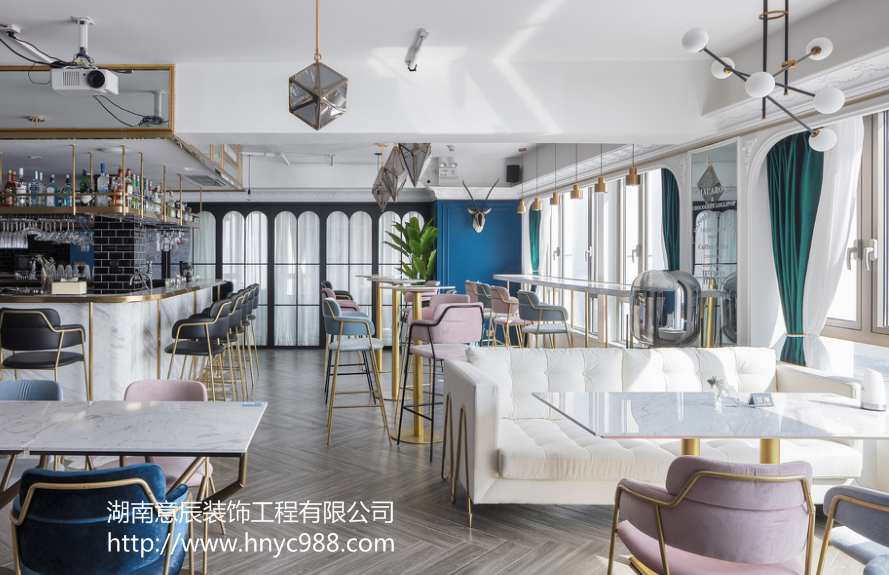 長(cháng)沙商鋪裝修