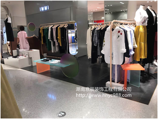 服裝店小展桌設計