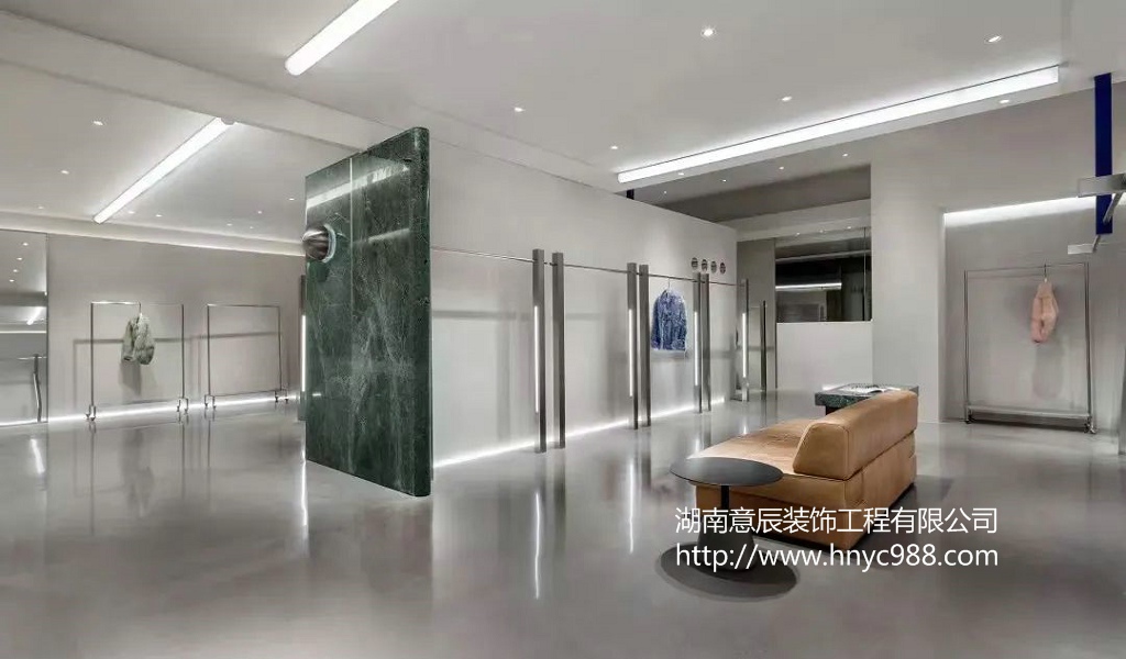長(cháng)沙服裝店裝修