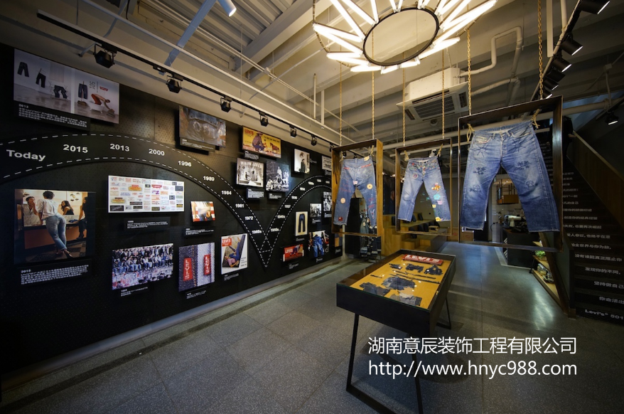 長(cháng)沙潮牌店裝修