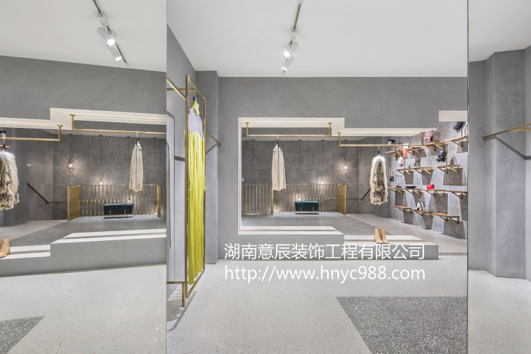 長(cháng)沙服裝店裝修