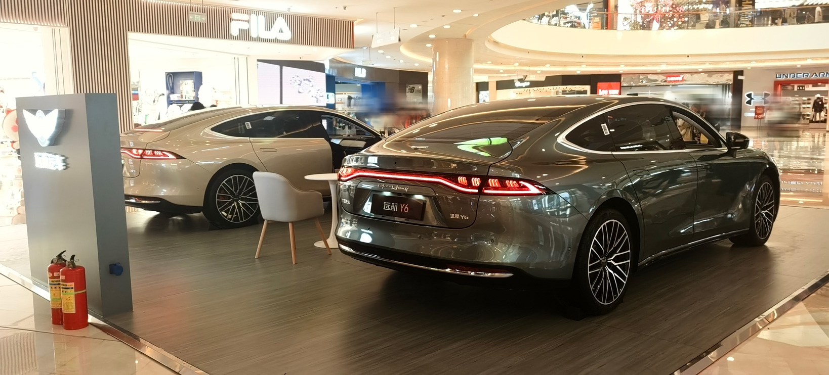 商場(chǎng)汽車(chē)展廳裝修