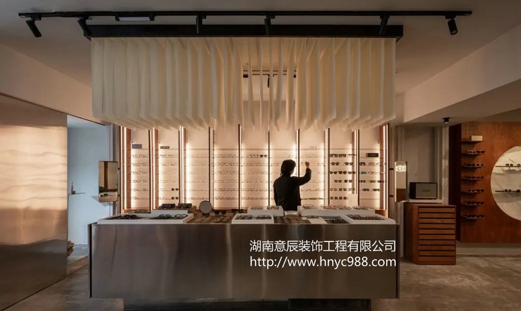 長(cháng)沙眼鏡店裝修