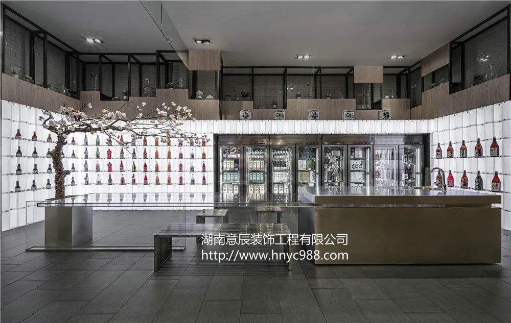 長(cháng)沙專(zhuān)賣(mài)店裝修