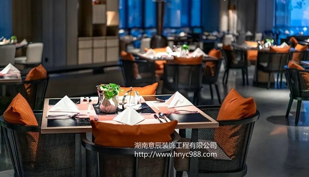 長(cháng)沙餐飲店裝修